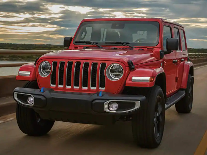 Research trim levels on a 2023 Jeep Wrangler near Eastlake OH